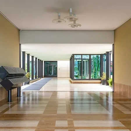 Апартаменты Splendido Bilocale Corso Lodi *